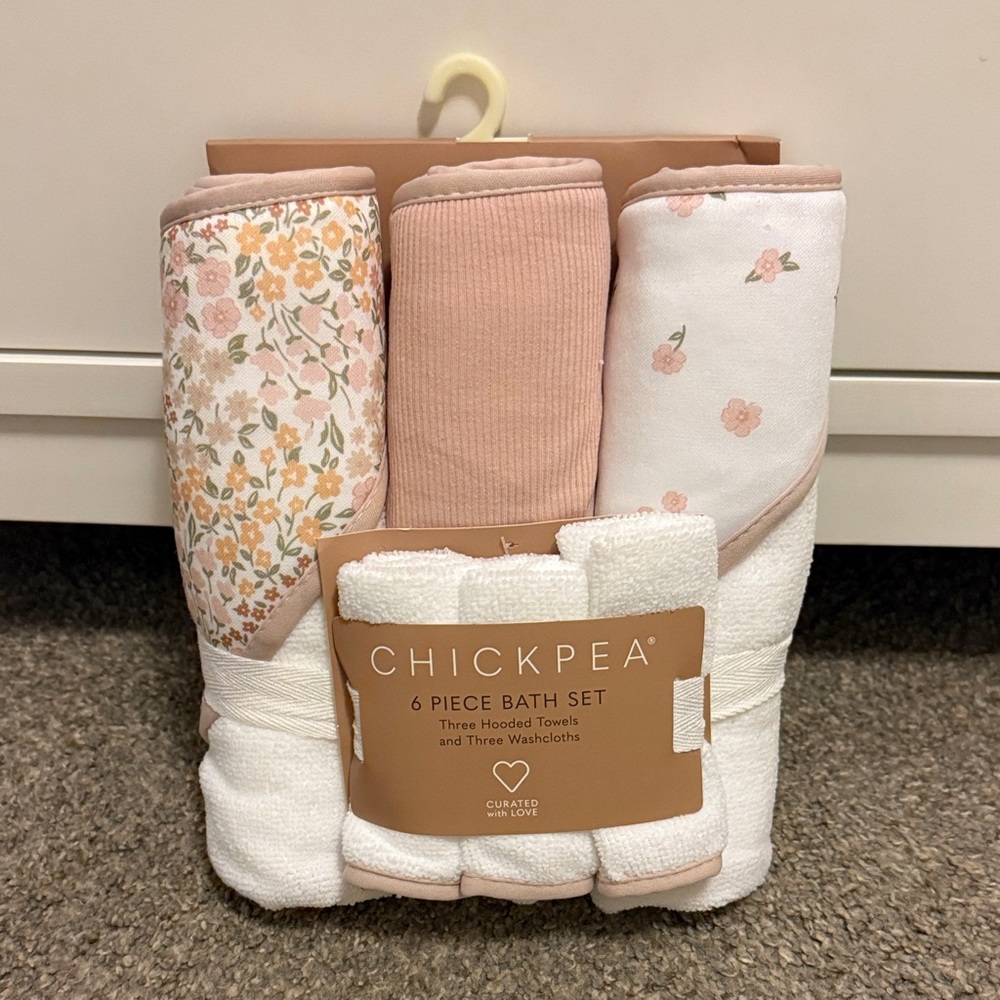 chick pea Pink and White 6-Piece Bath Set